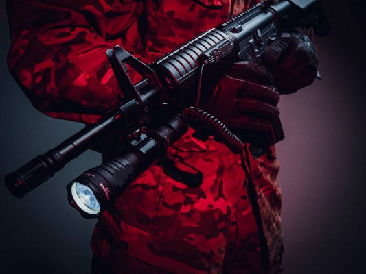 Фонарь Armytek Predator Pro Magnet USB XHP35 HI свет тёплый
